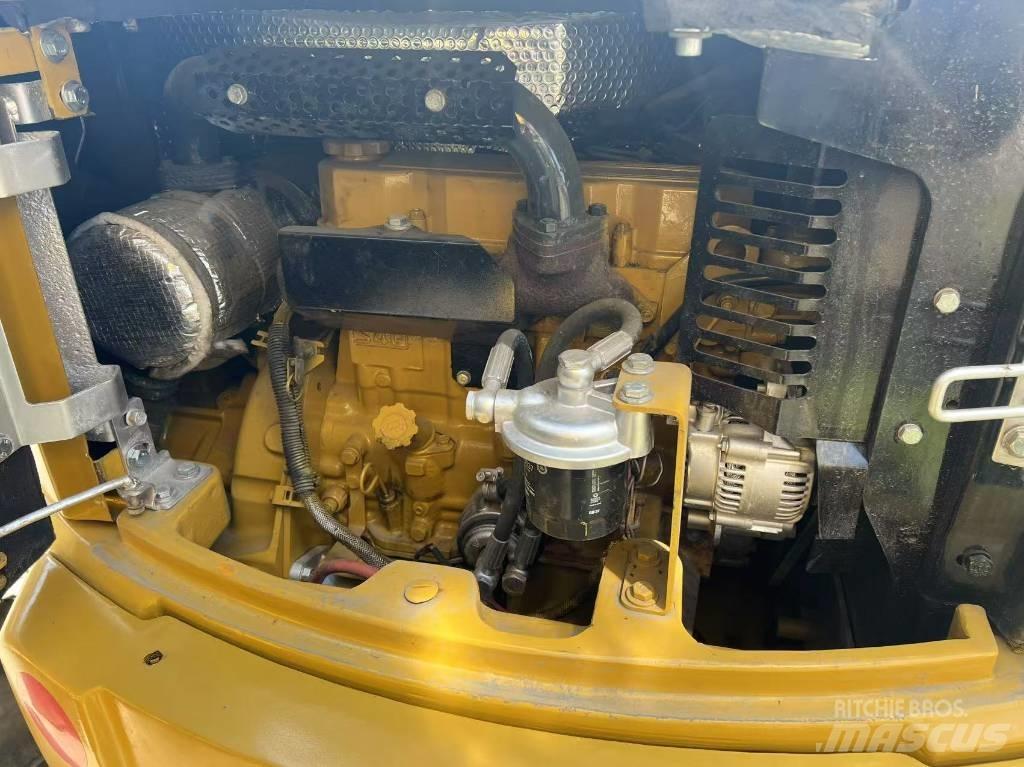 CAT 304 C CR Minikoparki