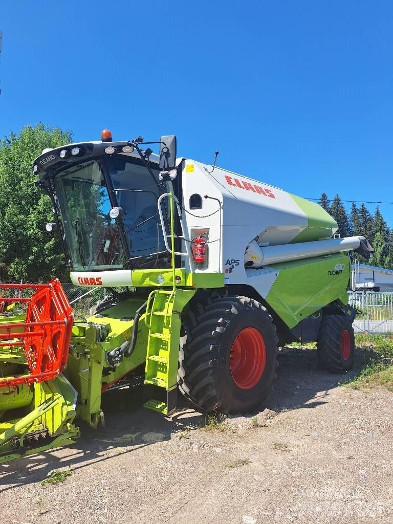 CLAAS 430 Tucano Kombajny zbożowe