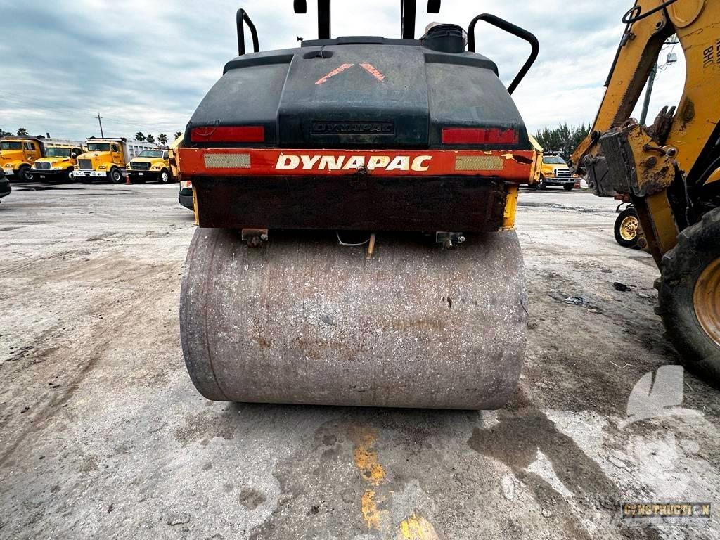 Dynapac CC 222 HF Walce dwubębnowe