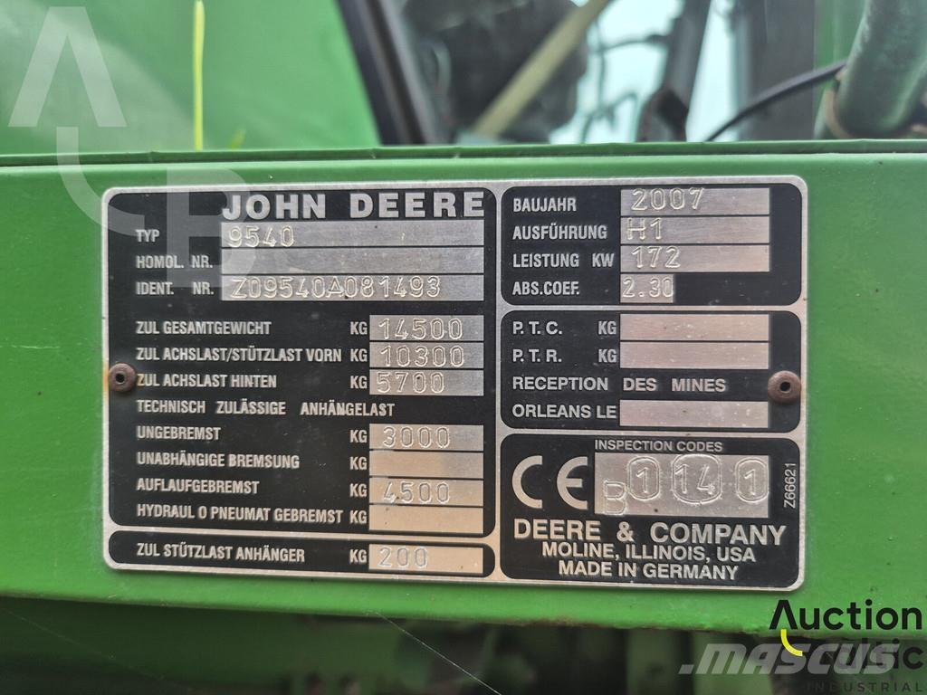 John Deere 9540 Kombajny zbożowe