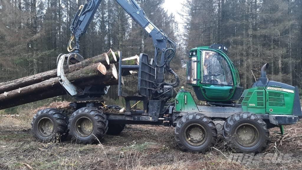 John Deere 1110 E Forwardery