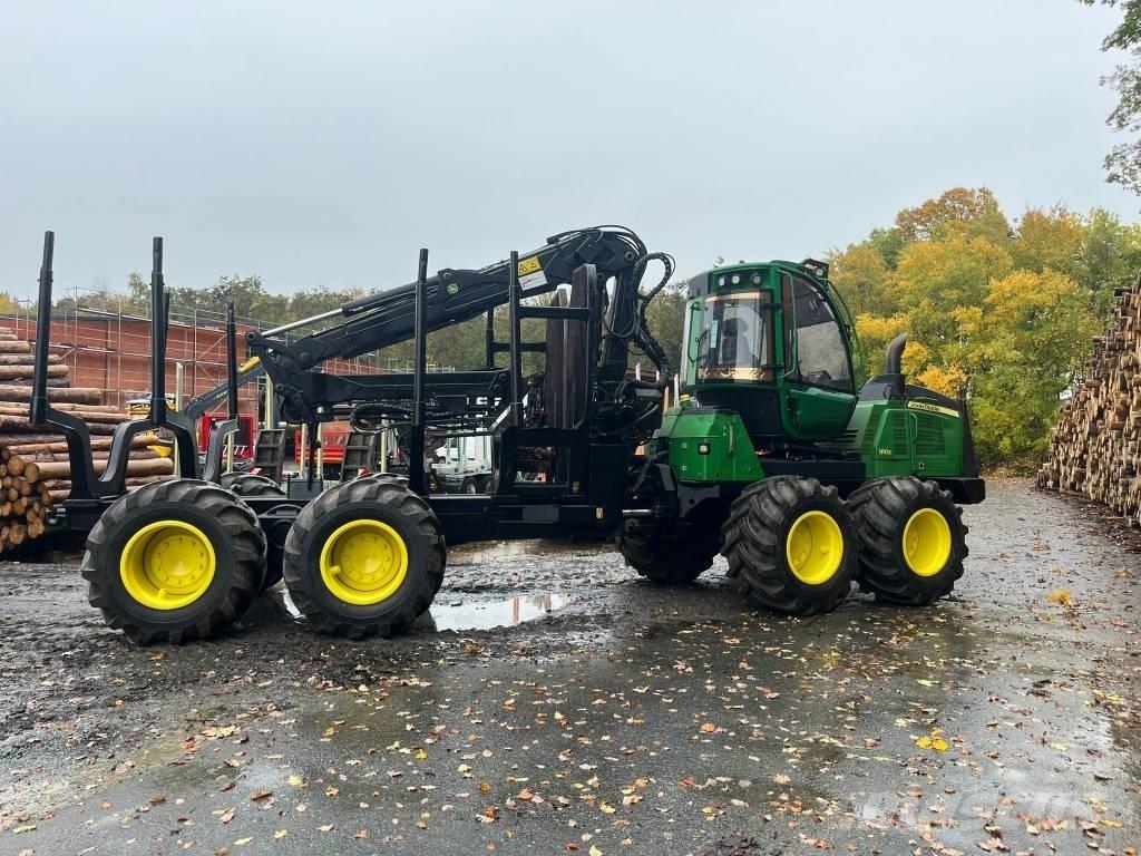 John Deere 1110 E Forwardery