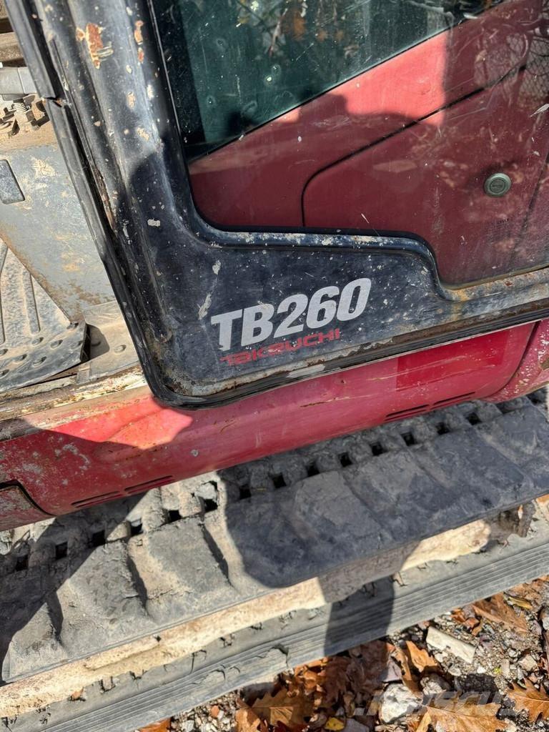 Takeuchi TB260 Minikoparki