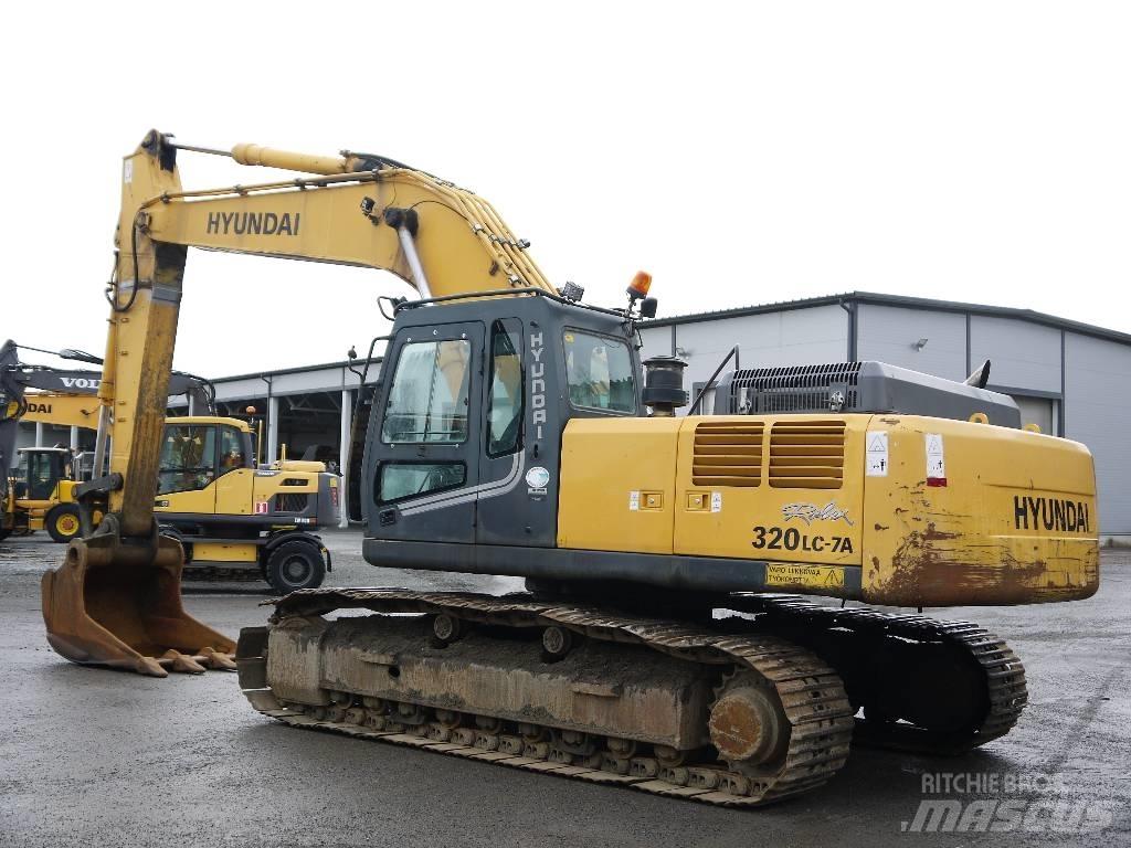 Hyundai R 320 LC-7A Koparki gąsienicowe