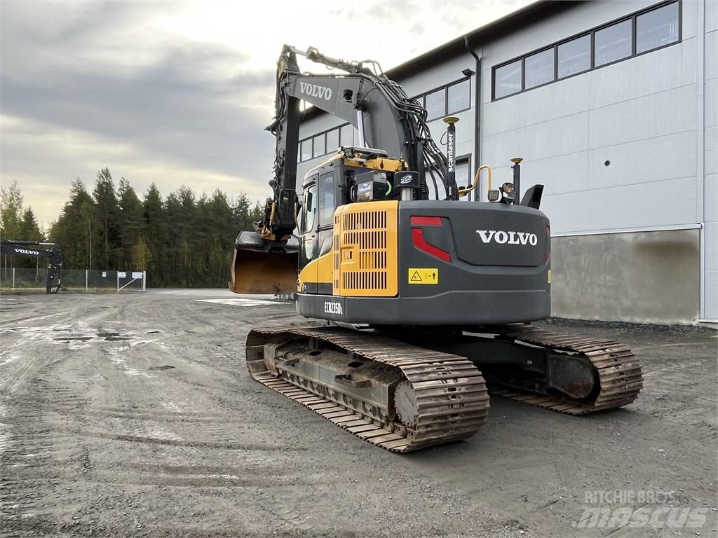 Volvo ECR 235 DL Koparki gąsienicowe