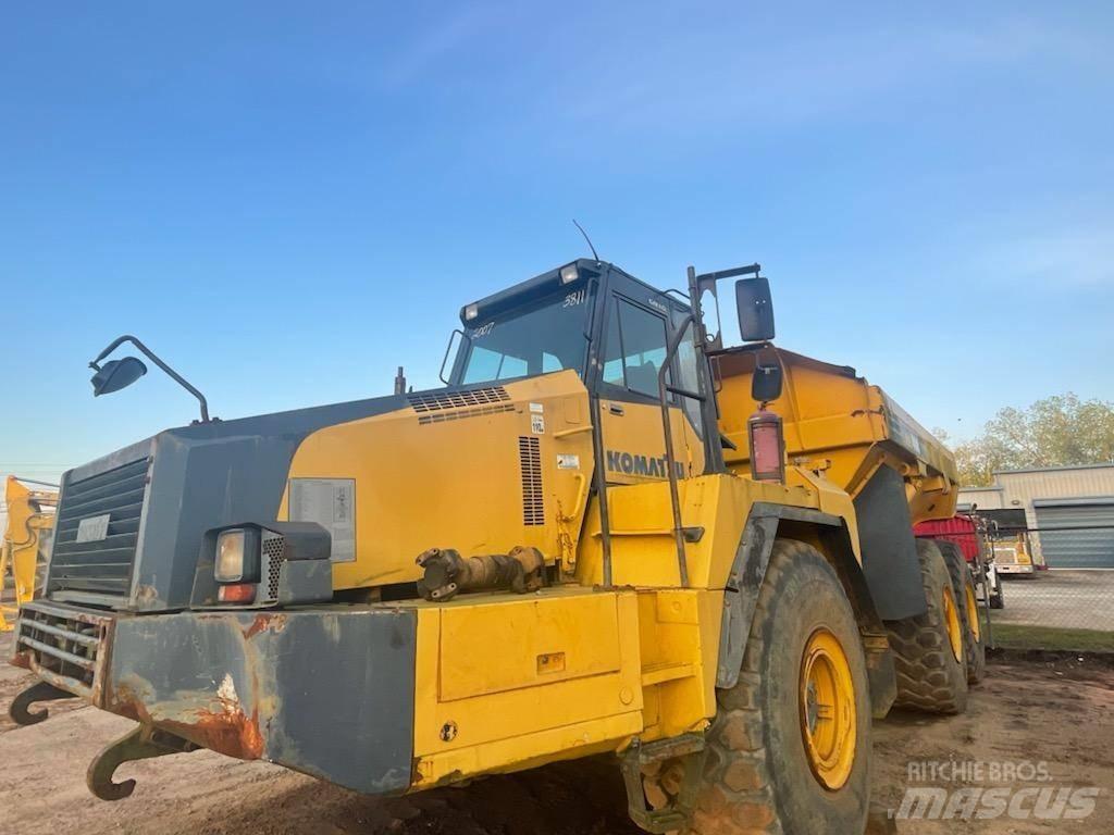 Komatsu HM 400-2 Wozidła przegubowe