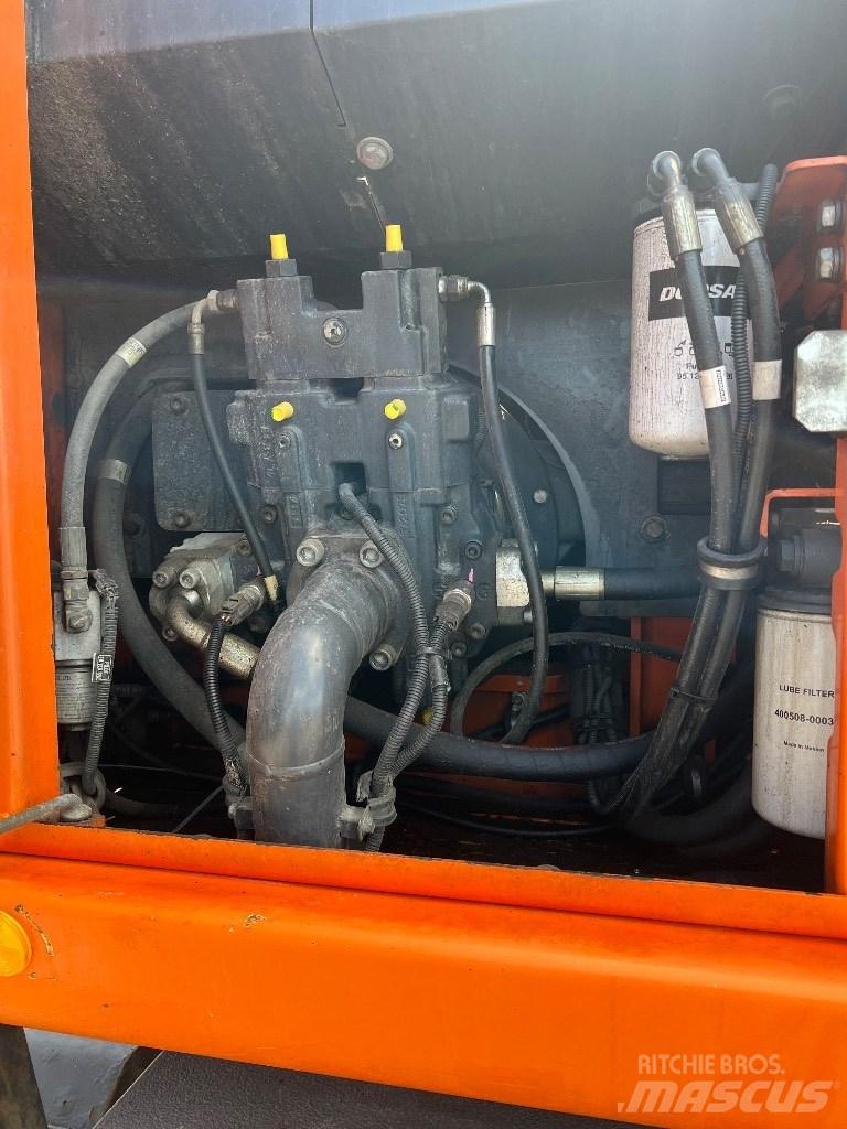 Doosan DX 160 W-3 Koparki kołowe