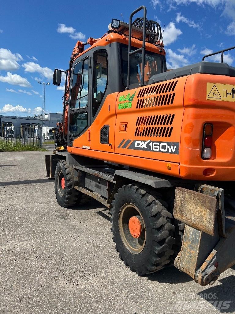 Doosan DX 160 W-3 Koparki kołowe
