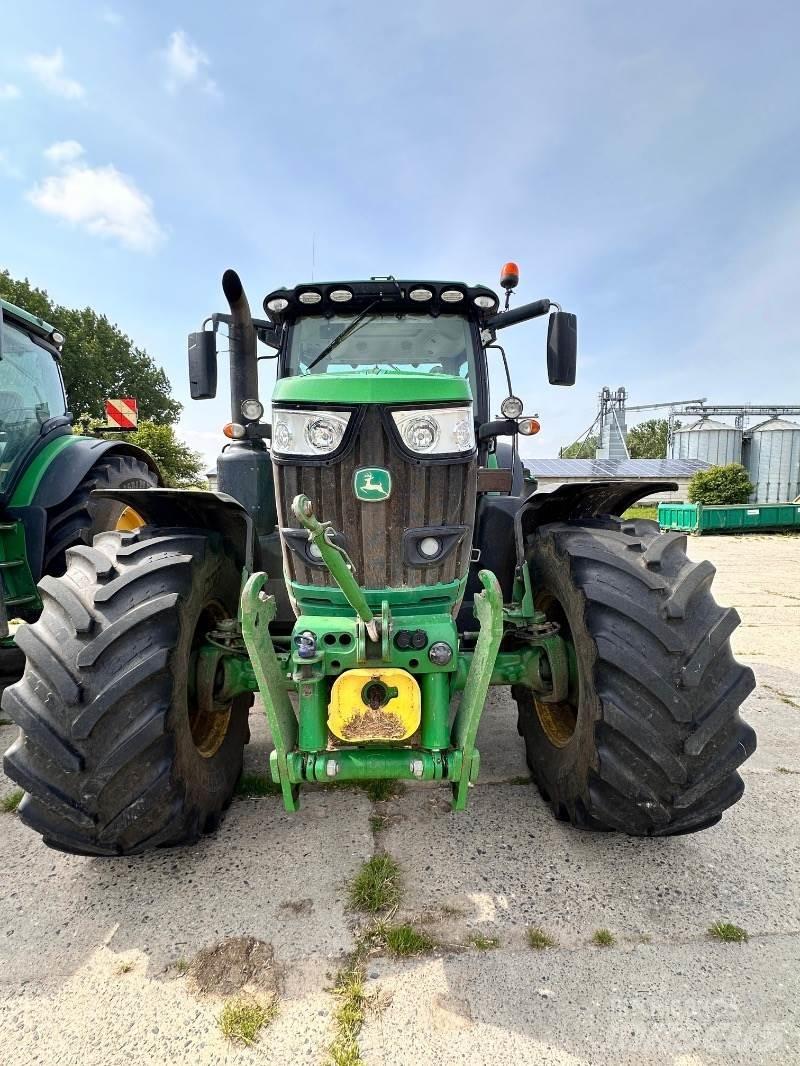 John Deere 6215R Ciągniki rolnicze