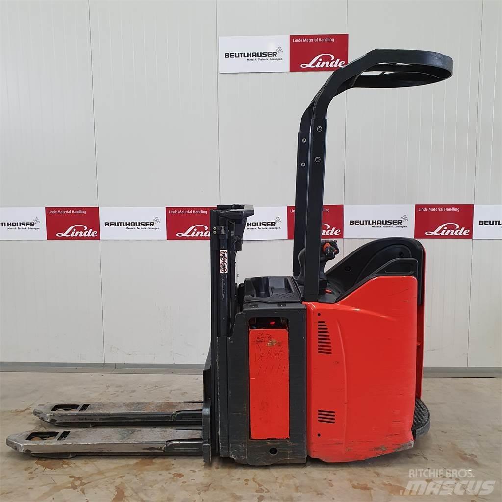 Linde D12SP Wózki widłowe unoszące z dyszlem
