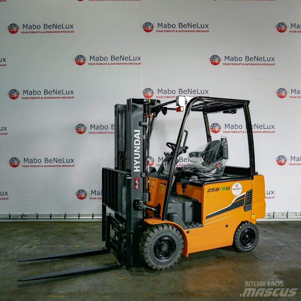 Hyundai 25B-9U Wózki Diesla