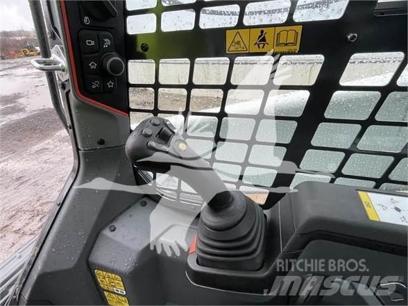 Bobcat T76 Ładowarki burtowe