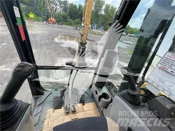 CAT 313FL Koparki gąsienicowe