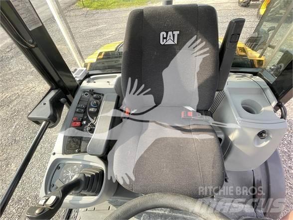 CAT 906M Ładowarki kołowe