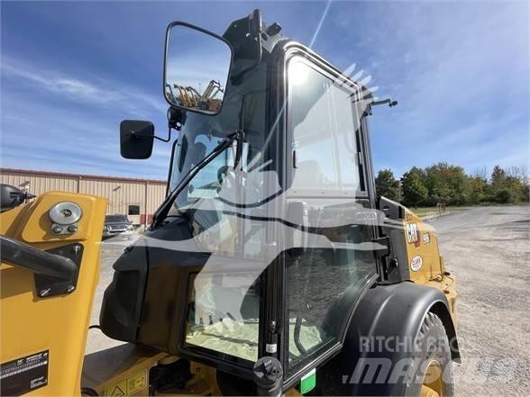 CAT 906M Ładowarki kołowe