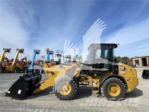 CAT 908 Ładowarki kołowe