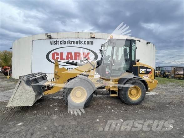 CAT 908M Ładowarki kołowe