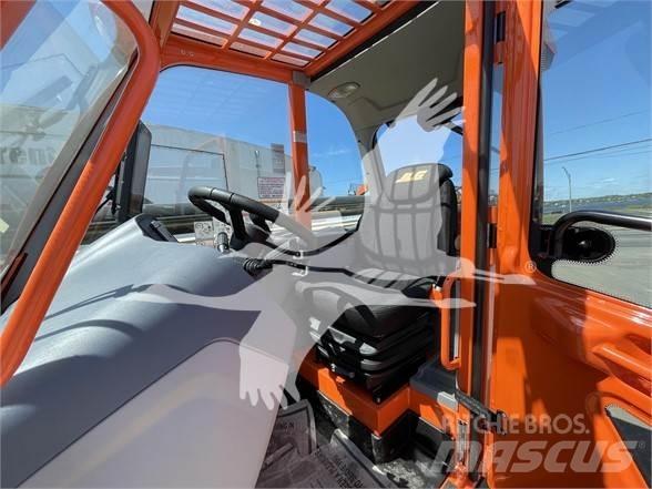 JLG 1075 Ładowarki teleskopowe