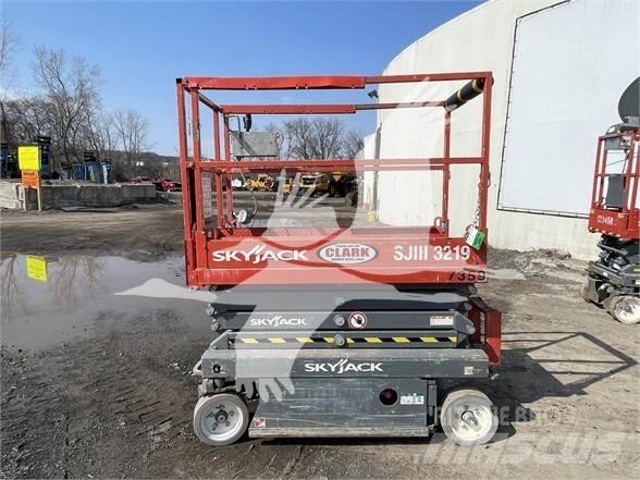 SkyJack SJ3219 Podnośniki nożycowe