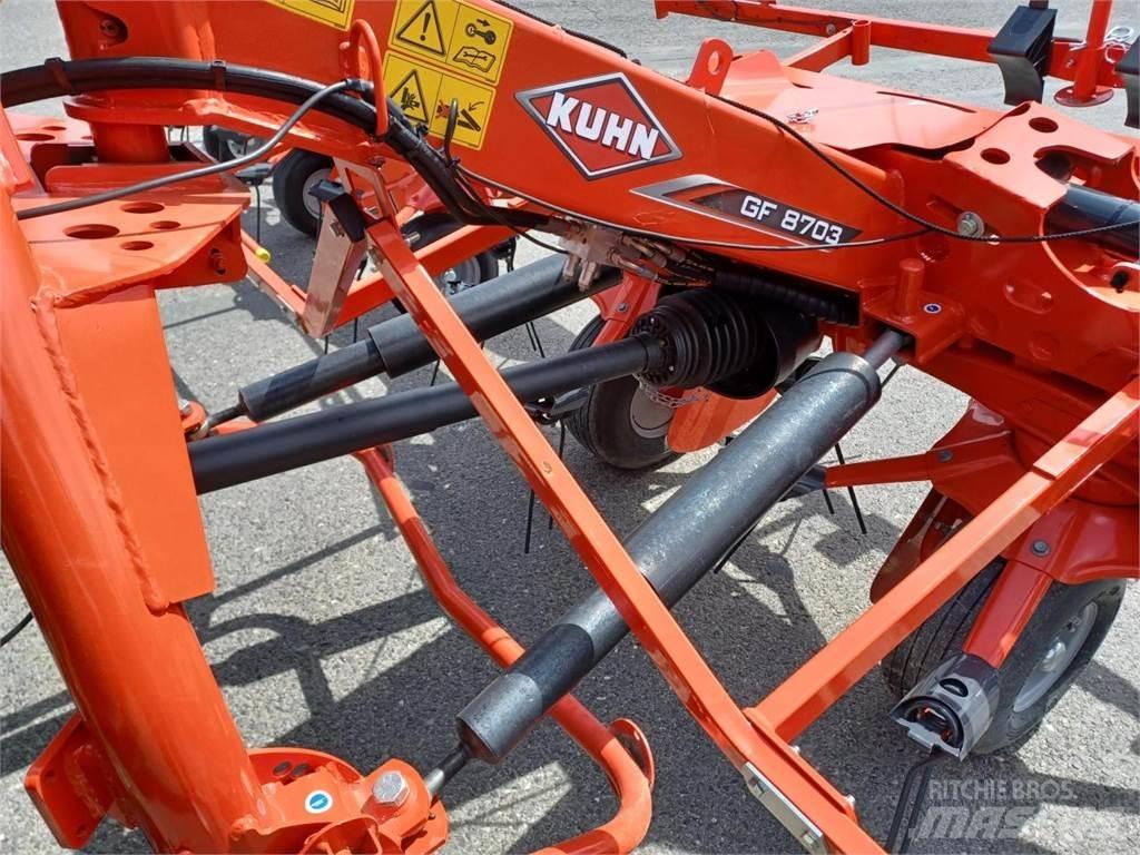 Kuhn GF 8703 Zgrabiarki i przetrząsacze
