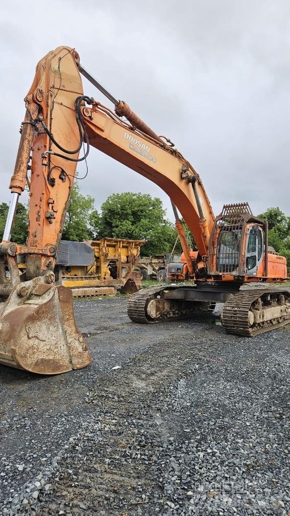 Doosan Dx480 Koparki gąsienicowe