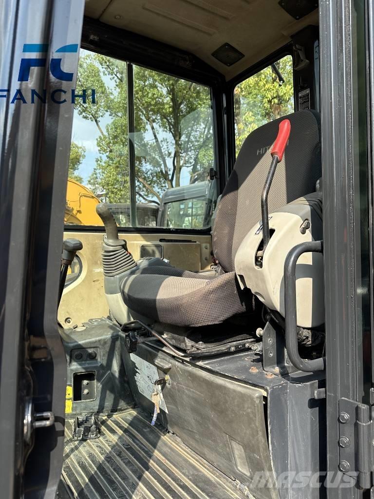 Hitachi Zaxis UR50 Minikoparki