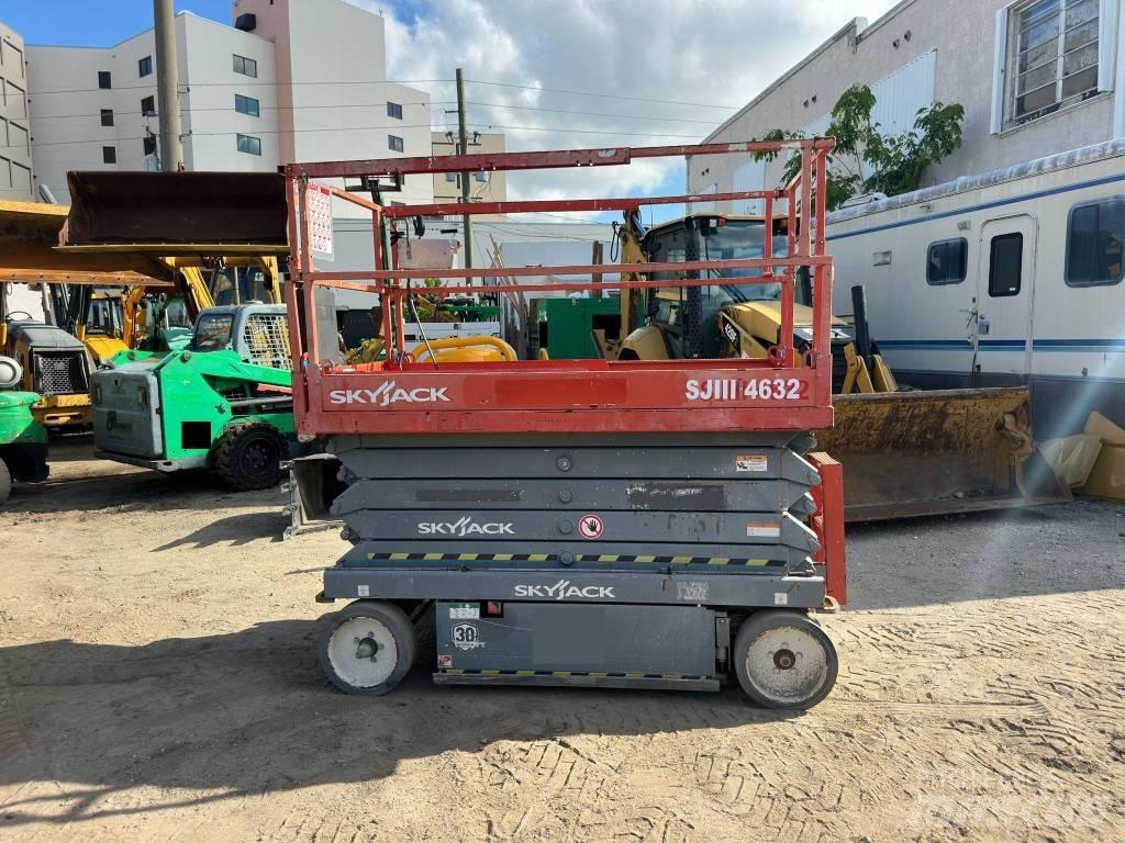 JLG 32 Lift Podnośniki nożycowe