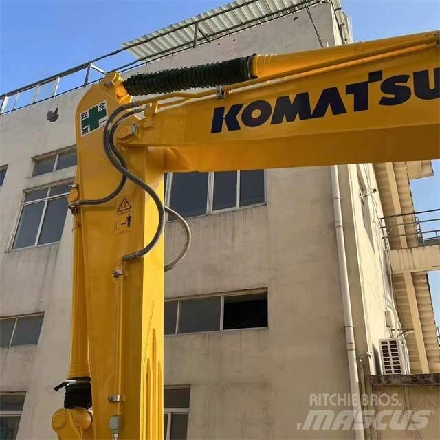 Komatsu PC 210-8 Koparki gąsienicowe