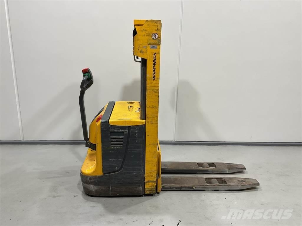 Jungheinrich EJC12 Samojezdne maszyny do załadunku