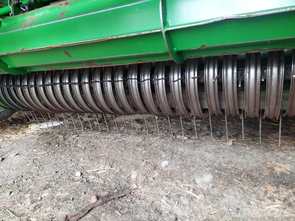McHale F 5500 Prasy zwijające