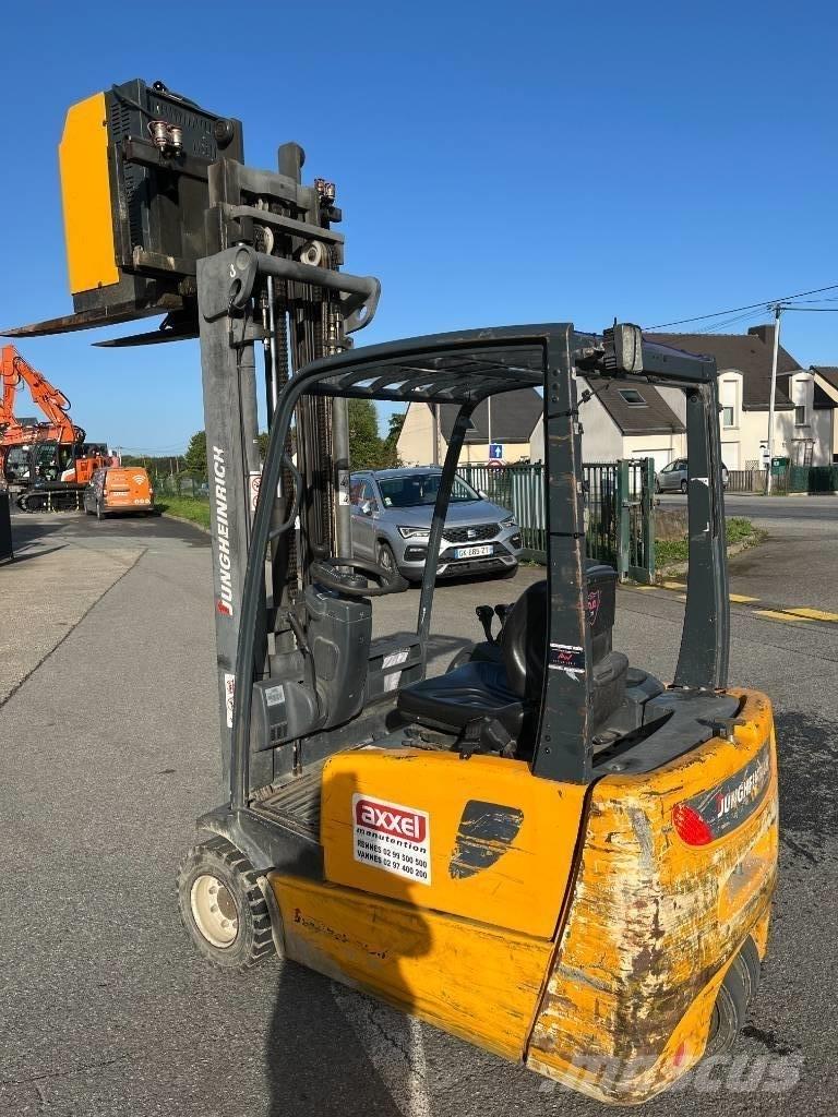 Jungheinrich EFG218 Wózki elektryczne