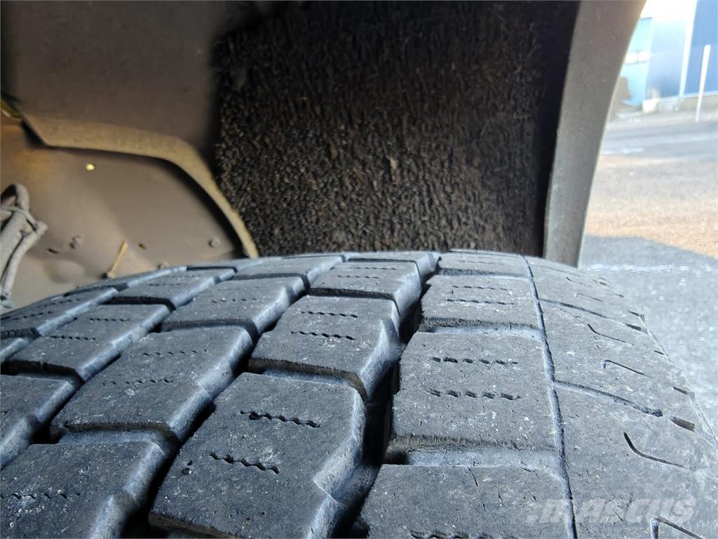 Scania P320 Żurawie samochodowe