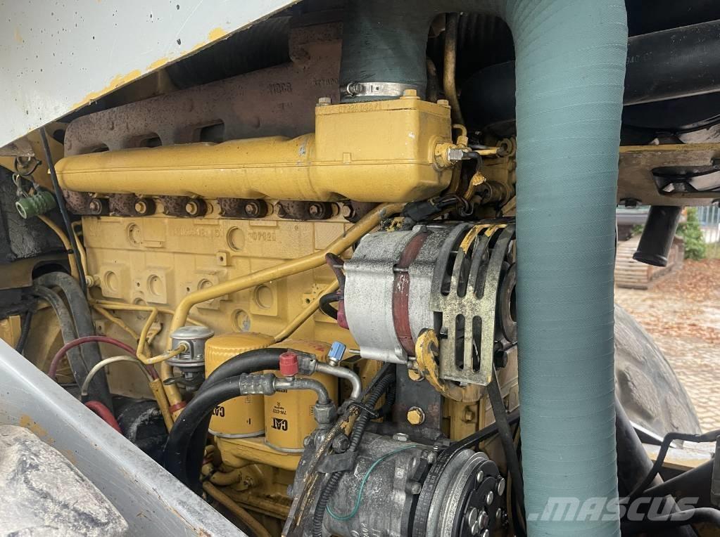 CAT CS 663 E      2002 Walce jednobębnowe