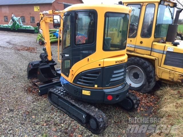 Hyundai R25 AK Minikoparki