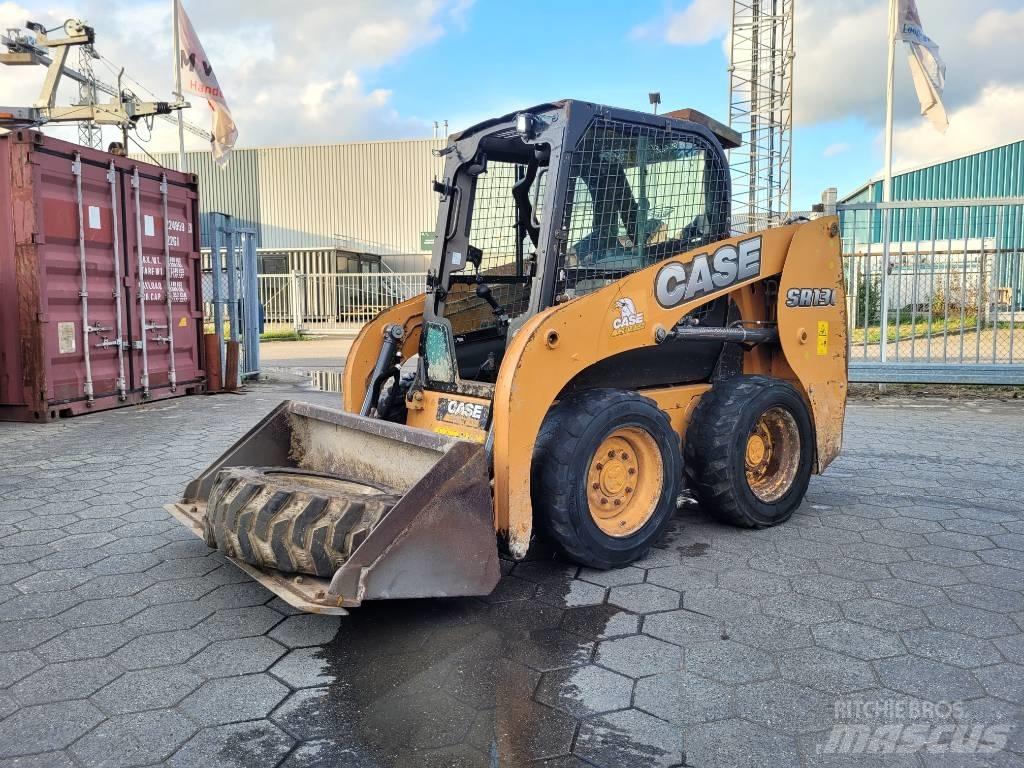 CASE SR 130 Ładowarki burtowe