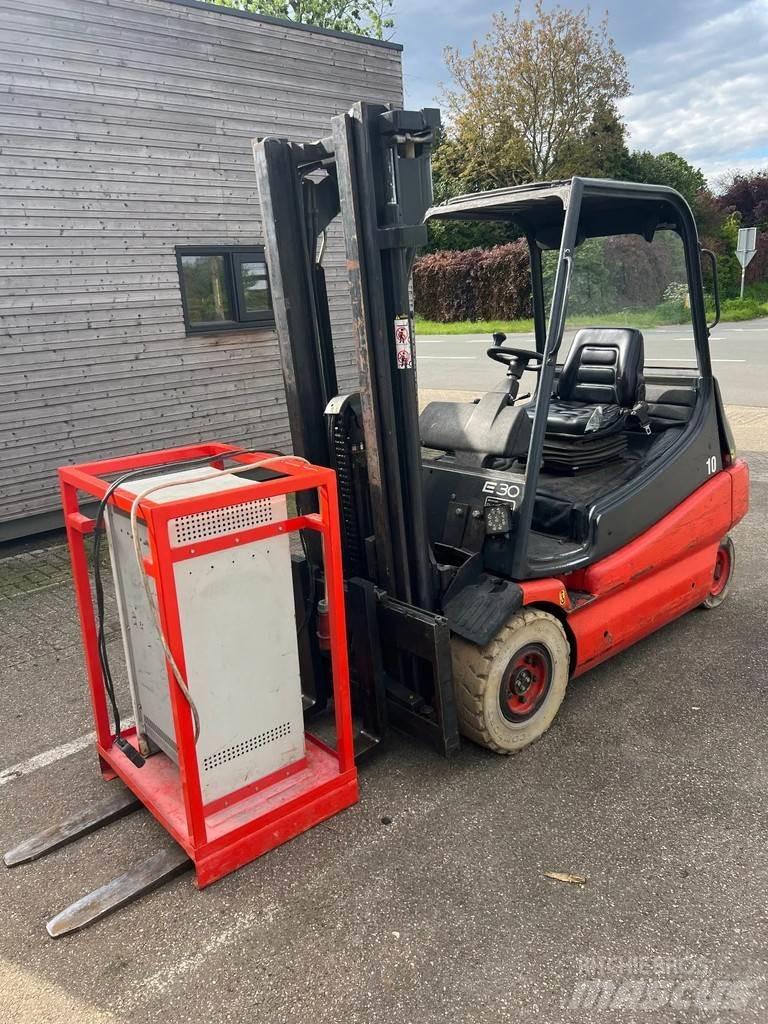 Linde E30-01 Wózki elektryczne