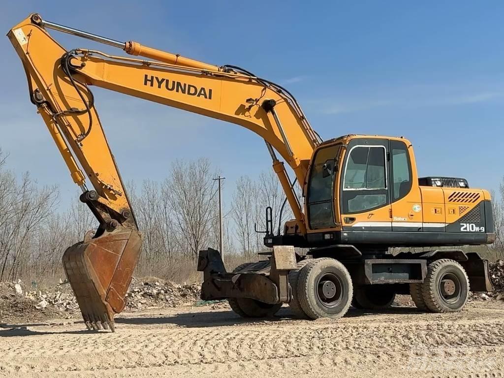 Hyundai R210W-9 Koparki kołowe
