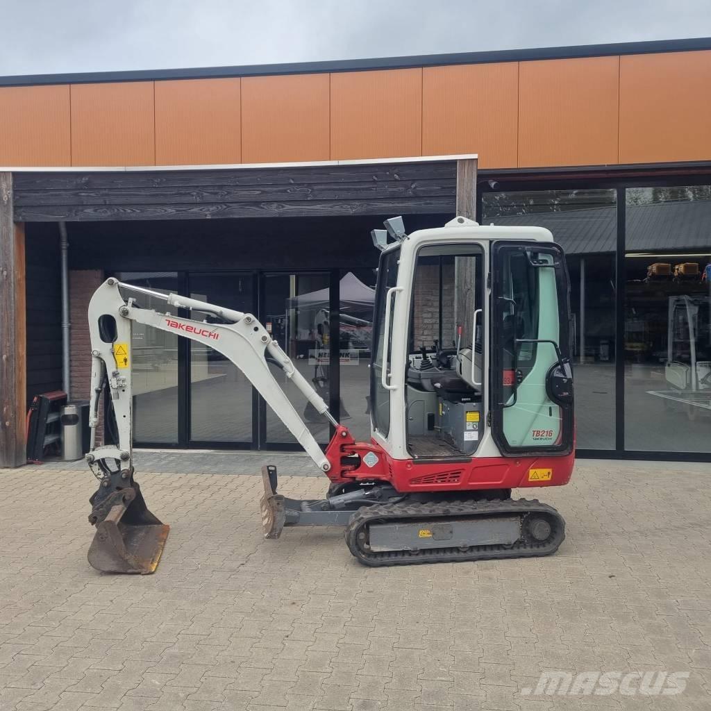 Takeuchi TB 216 Minikoparki