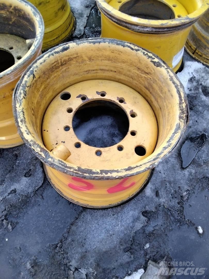 Rottne SMW 20x26,5 Opony, koła i felgi