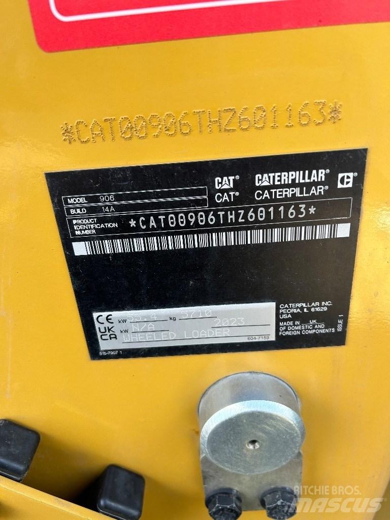 CAT 906 Ładowarki kołowe