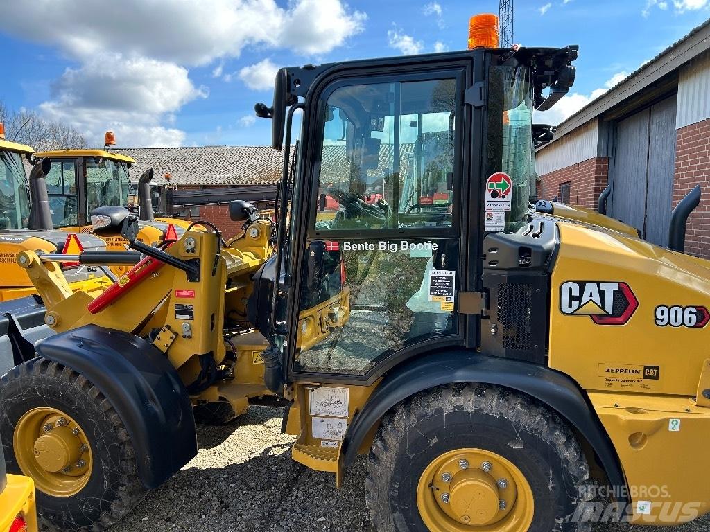 CAT 906 Ładowarki kołowe