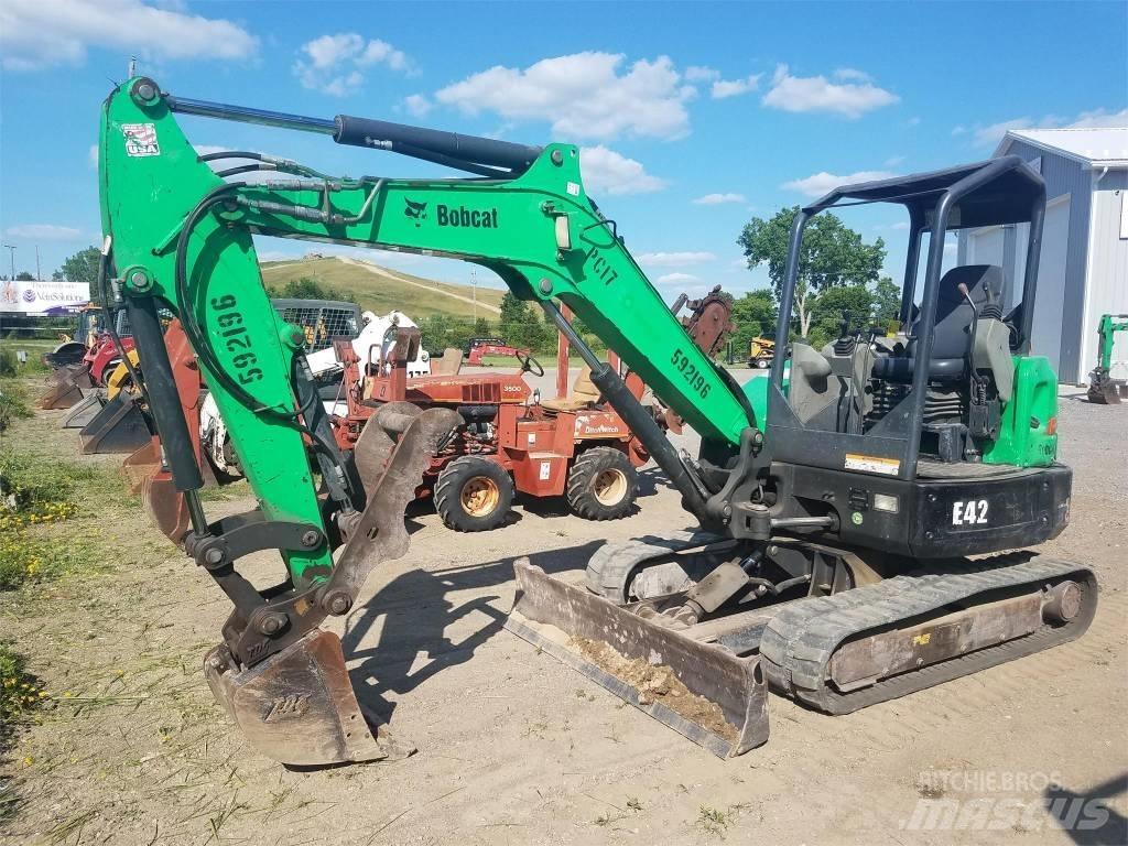 Bobcat E42 Minikoparki