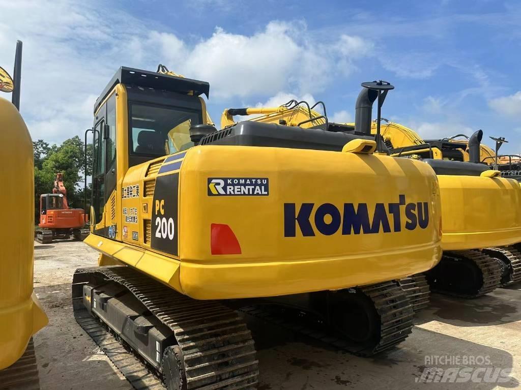 Komatsu PC 200 Koparki gąsienicowe