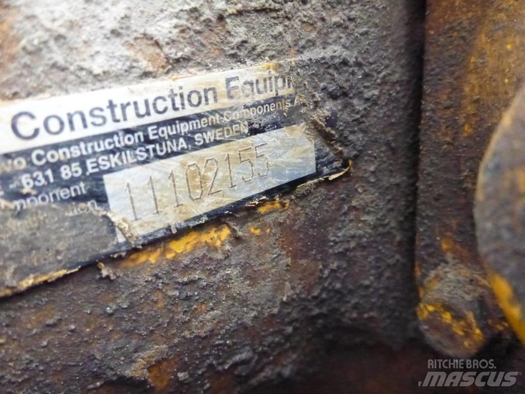 Volvo L 220 E Mosty, wały i osie