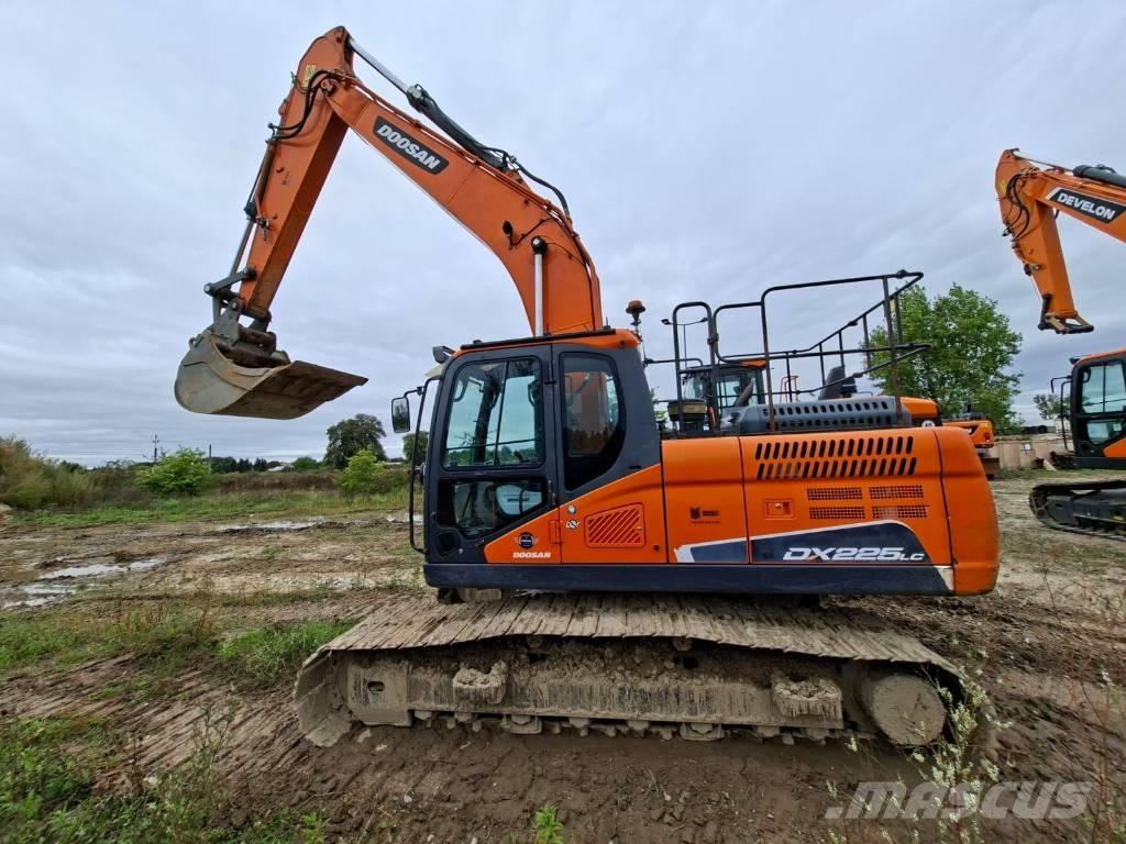 Doosan DX 225 LC-5 Koparki gąsienicowe