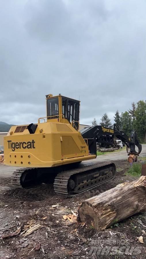 Tigercat 880D Ładowarki typu "knuckleboom"