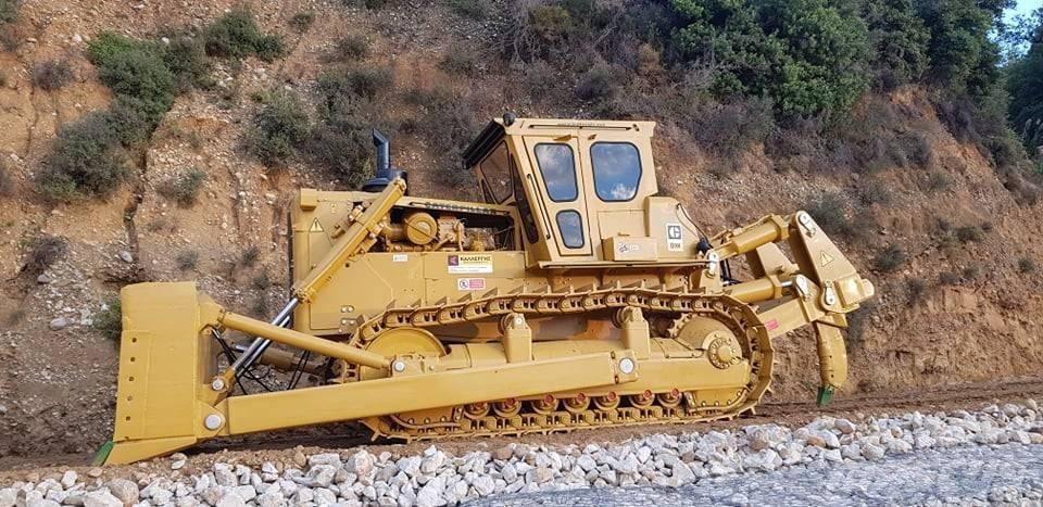 CAT D9G Spycharki gąsienicowe