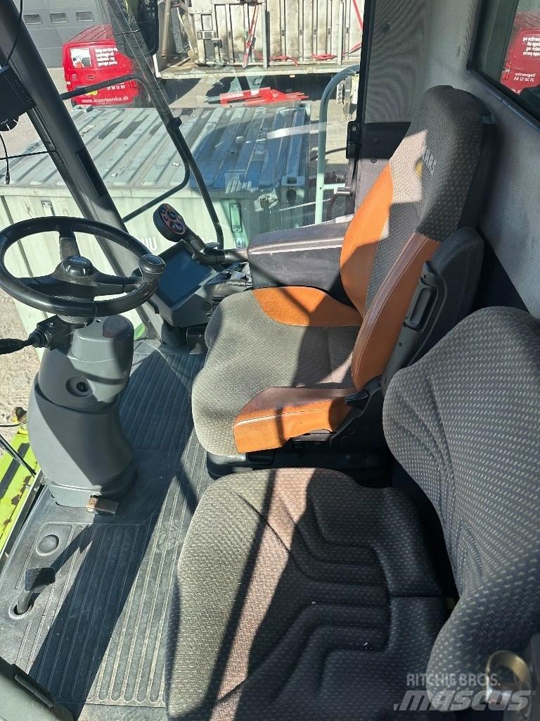 CLAAS Lexion 560 Kombajny zbożowe