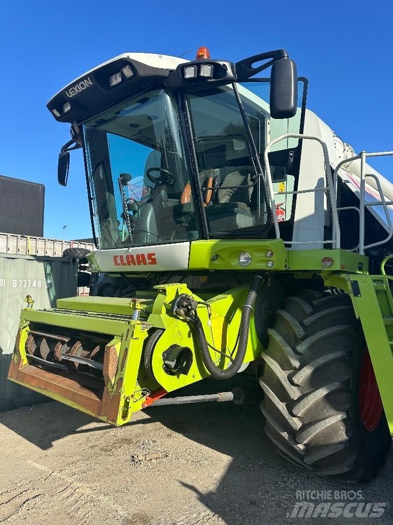 CLAAS Lexion 560 Kombajny zbożowe