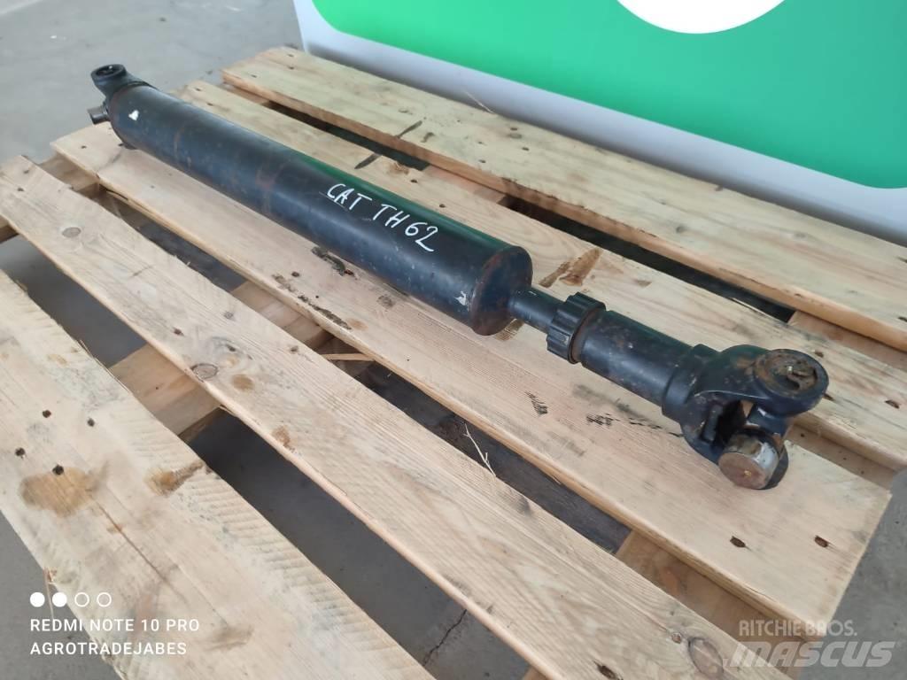 CAT TH63 drive shaft Mosty, wały i osie